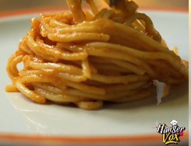 Spaghetti in Creamy Tomato Sauce