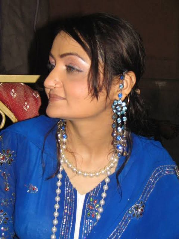  Pakistani singer Shazia Khushk 