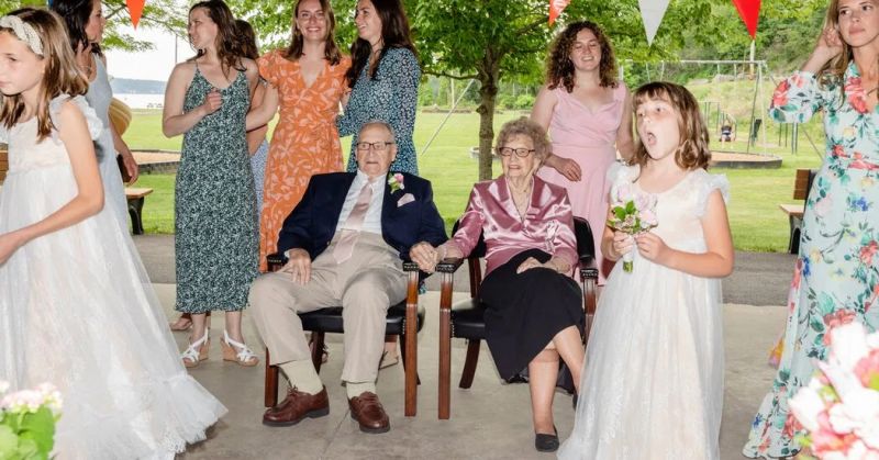 95-year-old couple's wedding