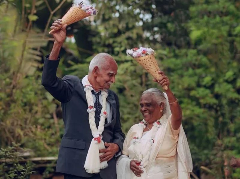 Wedding Photoshoot of old couple