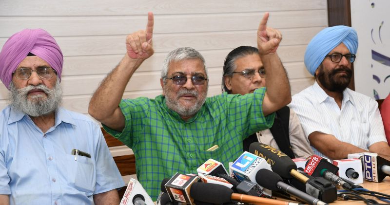 Dr. Dharamvir gandhi