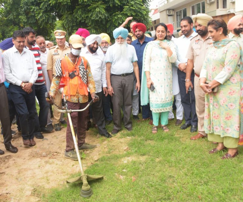 Minister for Local Government Launches 'Mera Shehar-Mera Maan' Campaign