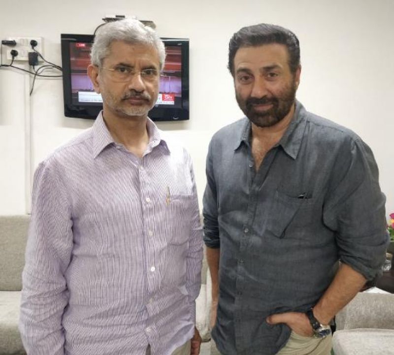 Sunny Deol meets Minister of External Affairs S Jaishankar 