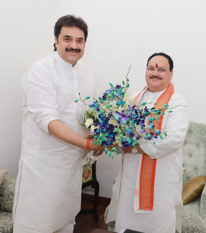 Congress MLA Kuldeep Bishnoi meets Amit Shah, may join BJP