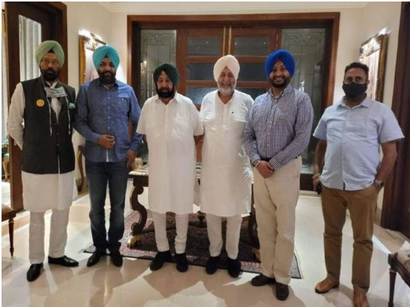 Capt. Amarinder Singh Meets Congress MPs