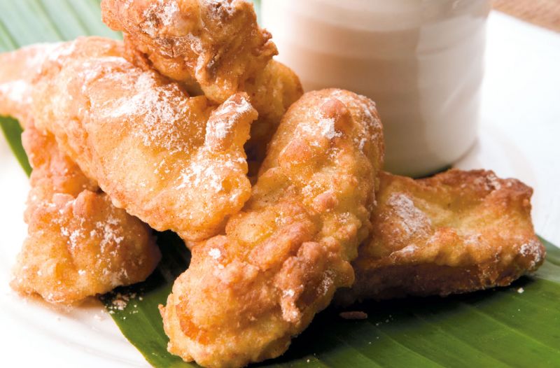Make banana fritters at home