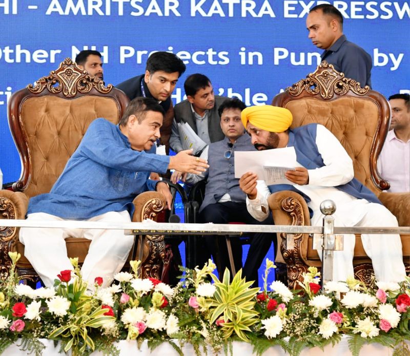 CM Bhagwant Mann and Nitin Gadkari reviews progress of Delhi Amritsar Katra Greenfield Expressway CM Bhagwant Mann and Nitin Gadkari reviews progress of Delhi Amritsar Katra Greenfield Expressway