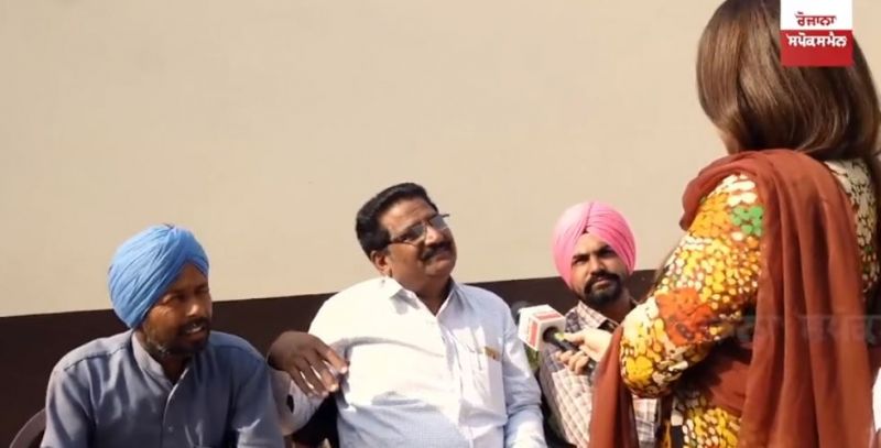  Spokesman di Sath at village Tehna 