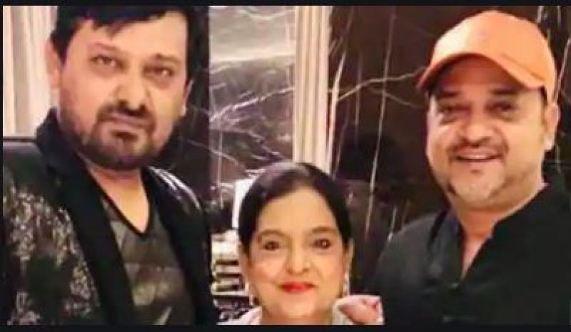 Sajid wajid with Mother