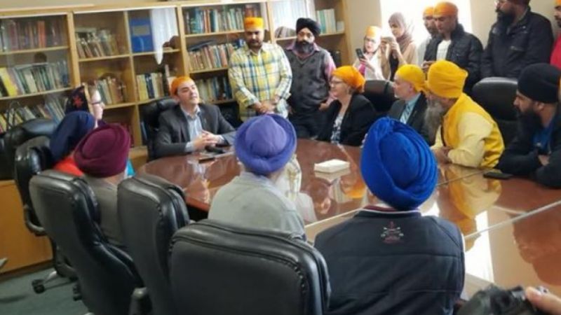 Alberta allow Sikhs right to ride motorcycles without helmets