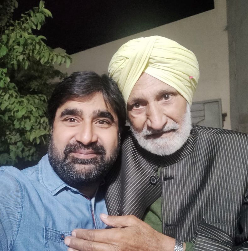 Piyara Singh with Pakistani