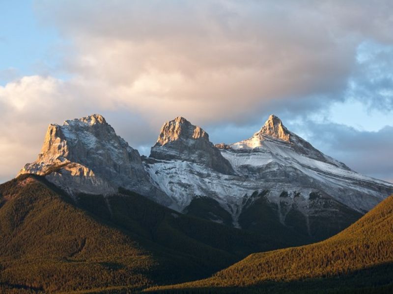 Three Sisters CANADAThree Sisters CANADA