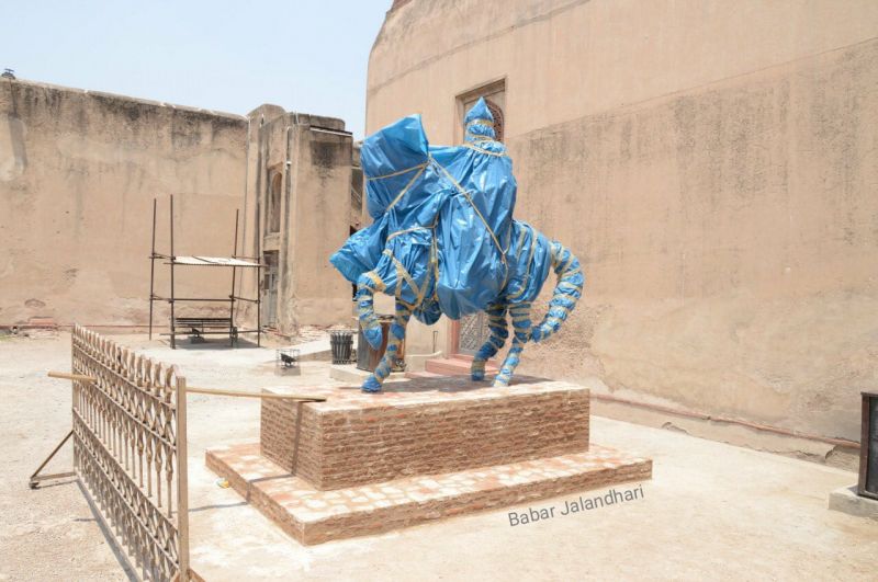 Statue of Maharaja Ranjit Singh
