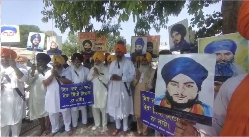  Marching out in memory of the martyrs of 1978