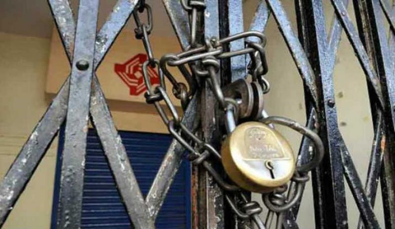 Bank closed Bank closed