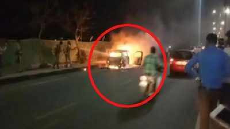 Fire Breaks Out In Moving Car At Chandigarh
