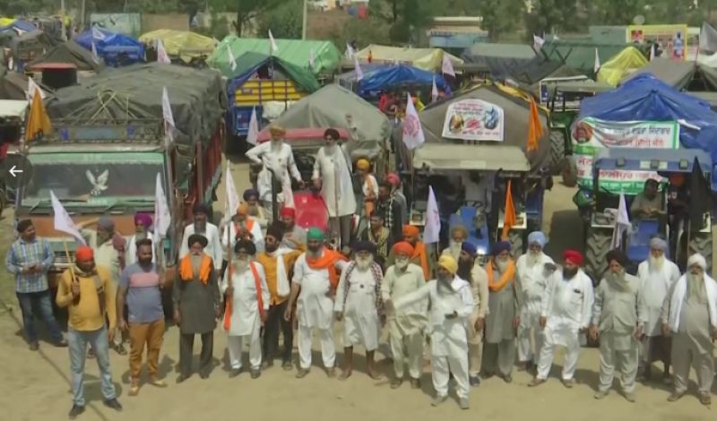 Kisan Mazdoor Sangharsh Committee march towards Delhi on tractors