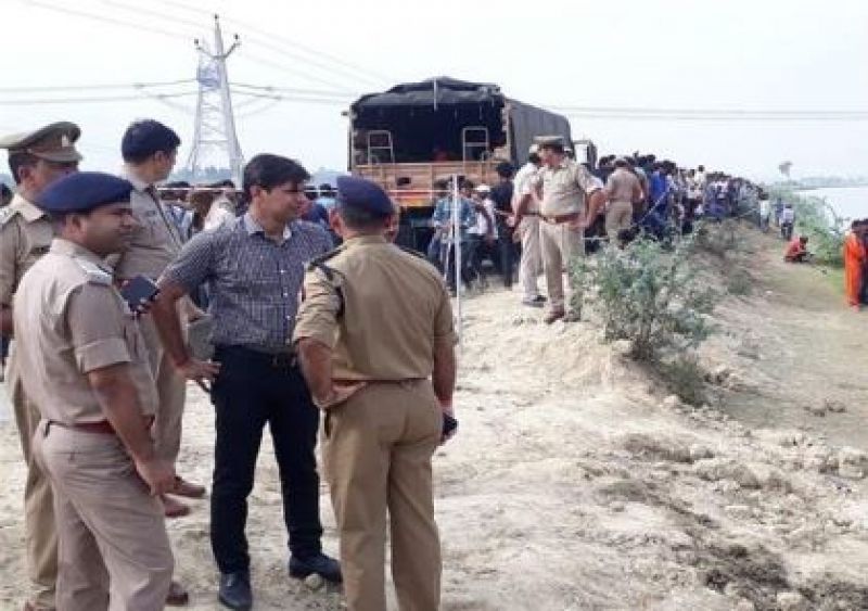 car fell into the canal