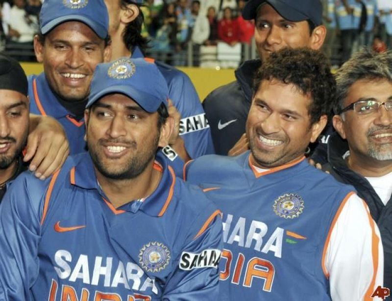 Sachin Tendulkar and Dhoni
