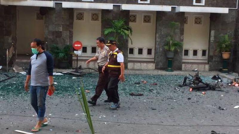indonesia suicide attack on three churches killing two people