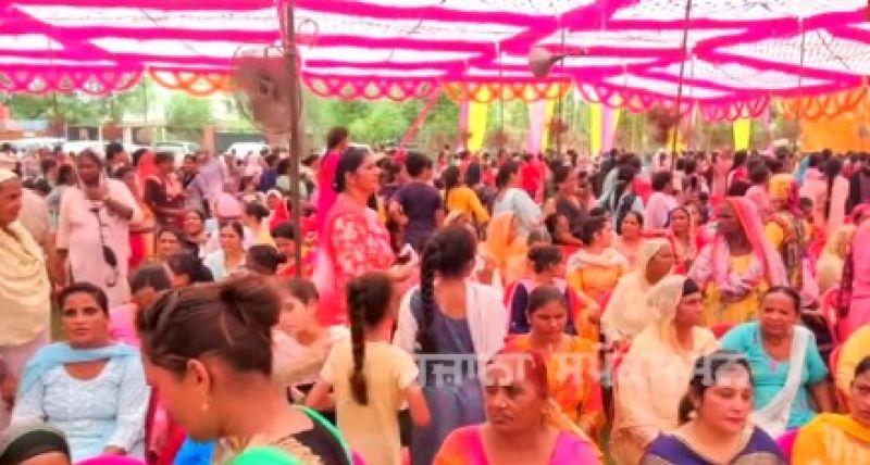 Celebrated teej festival in gurdaspur