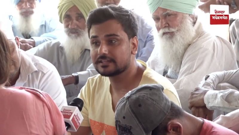 Spokesman di sath at village Badrukhan