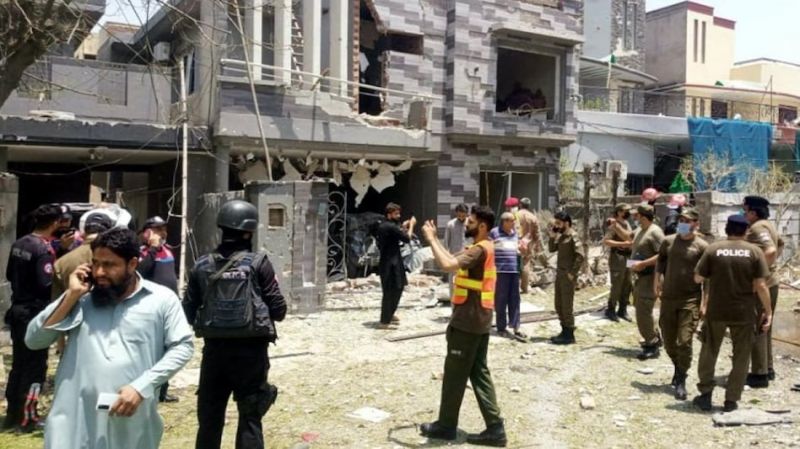 Large bomb blast outside terrorist Hafiz Saeed's house in Lahore