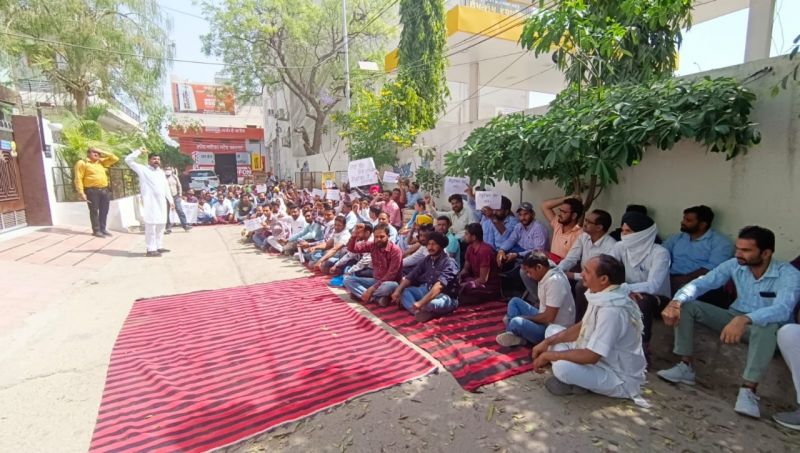 ETT teachers Protest
