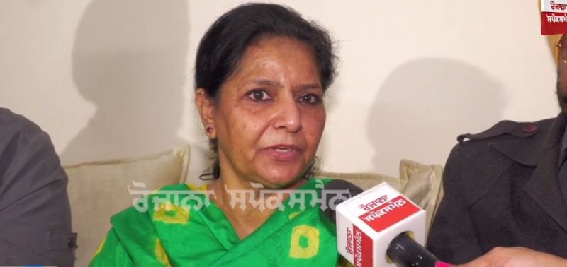 Harnaaz Kaur's Mother Harnaaz Kaur's Mother