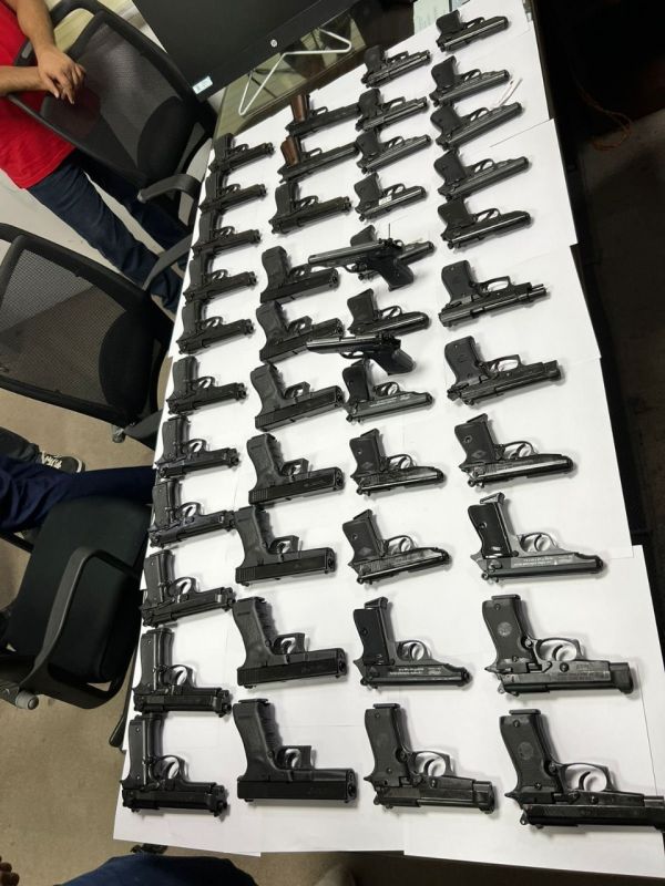 45 handguns recovered from 2 passengers at IGI airport, police investigating 45 handguns recovered from 2 passengers at IGI airport, police investigating