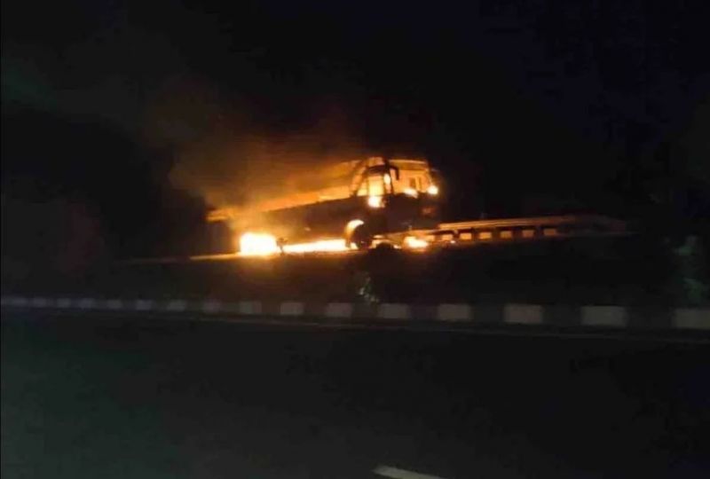 Terrible bus fire in Uttar Pradesh, passengers jumped to safety