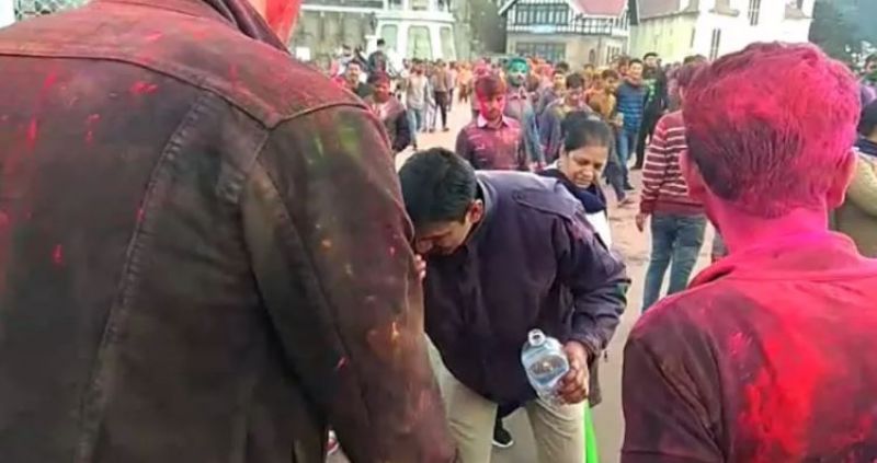 Clash during holi celebration at Shimla