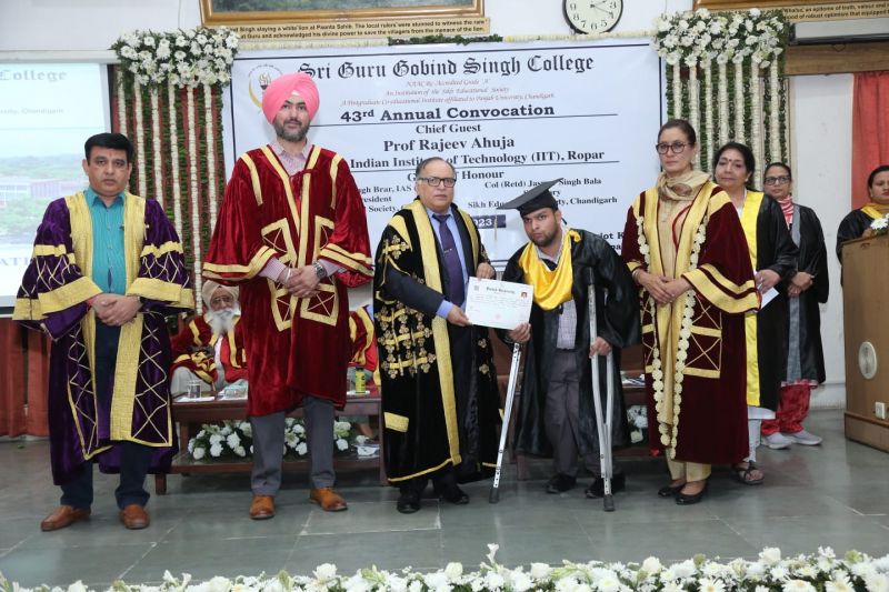 43rd Annual Convocation Ceremony at Sri Guru Gobind Singh College