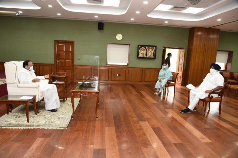 SAD delegation meets Naidu on governance reforms in PU