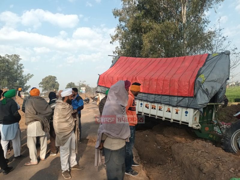 One Farmer Died in Road Accident