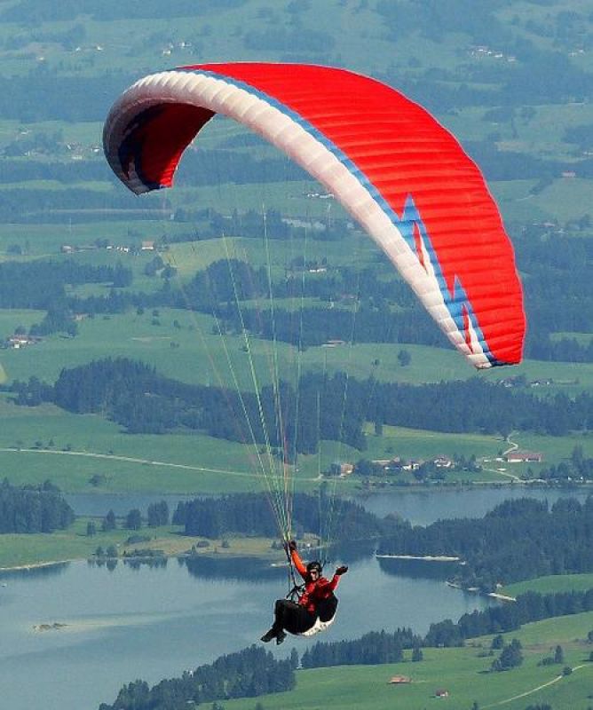 Paragliding