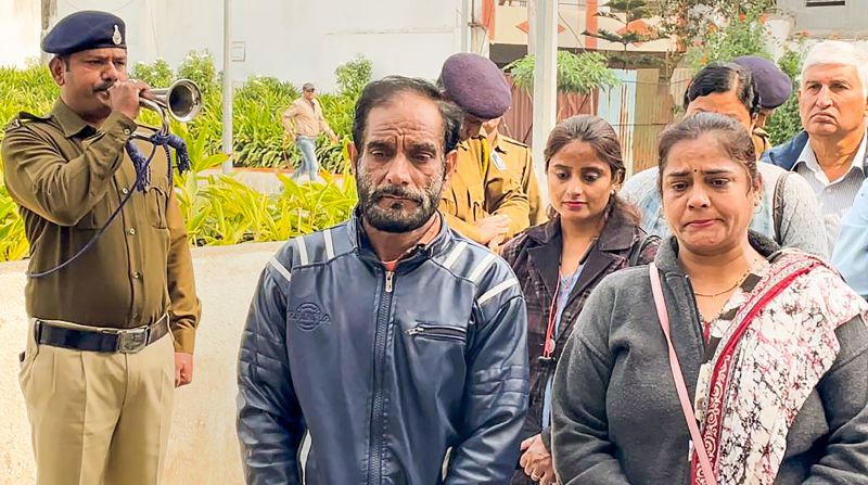 Indore man's heart flown to Pune for ailing Army soldier Indore man's heart flown to Pune for ailing Army soldier