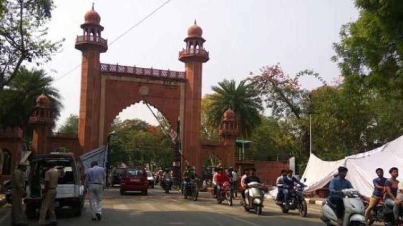 amu students continue hunger strike main gate open after 12 days jinnah controversy