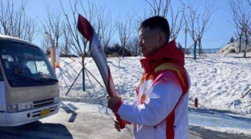 China soldier in Olympic torch relay raises ire in India