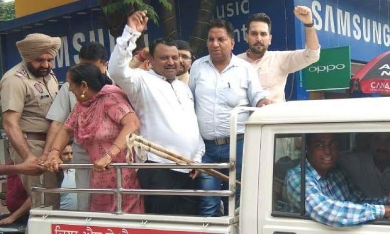 Punjab Police detained BJP workers from Mohali for distributing sweets