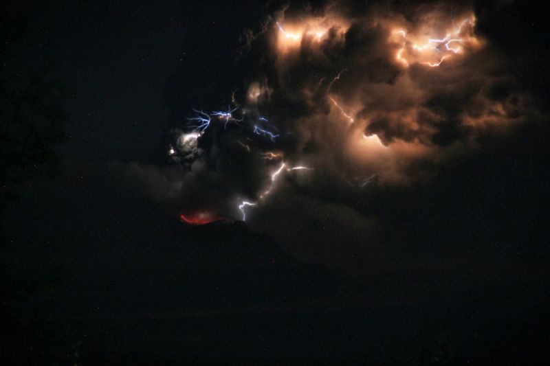 A Powerful eruption of the Shiveluch volcano, accompanied by volcanic lightning.
