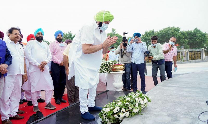  Amarinder inaugurates Jallianwala Bagh centenary memorial park