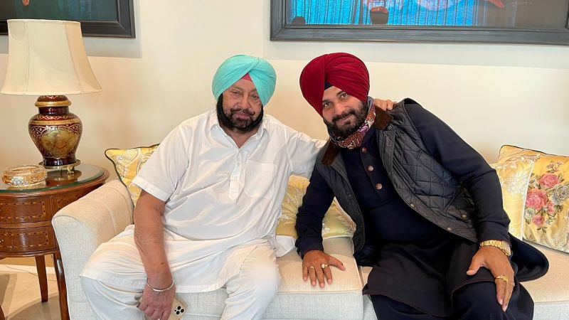 navjot singh sidhu and captain