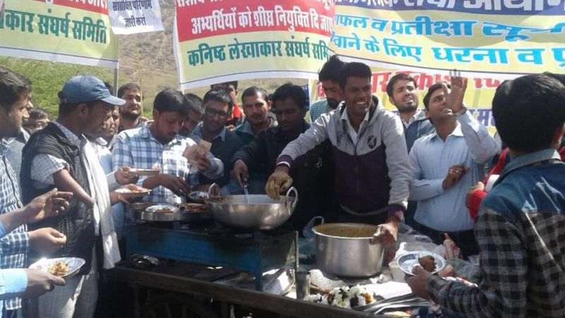 Modi Pakora to Sell Protesters in Modi Rally