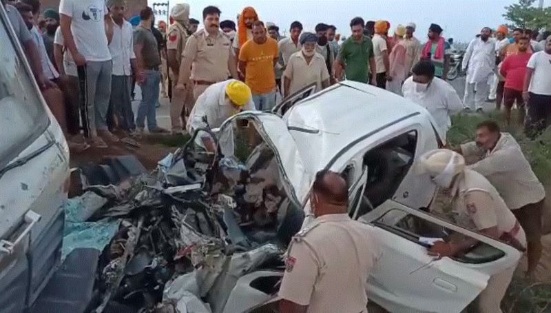  Tipper-car collision kills five members of family, including 3-year-old girl