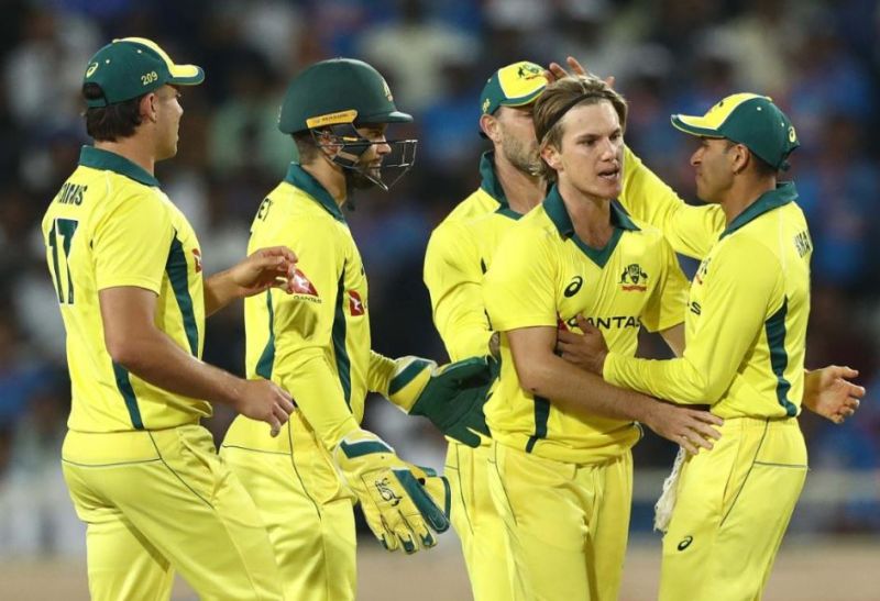 Australia stay in the series with victory in Ranchi!