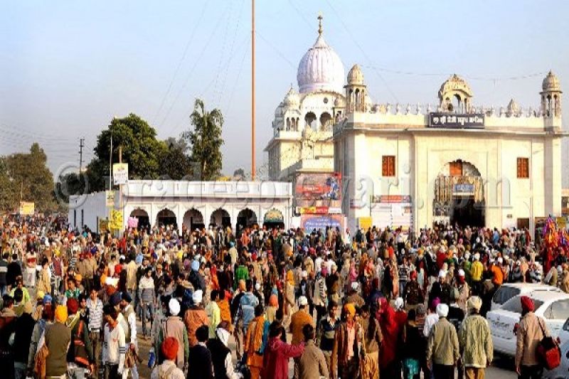 Shaheedi Jor Mela begins in Fatehgarh Sahib