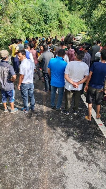 16 dead and several injured as bus falls off cliff in Kullu 16 dead and several injured as bus falls off cliff in Kullu