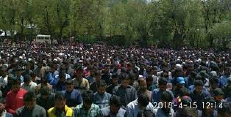 Kathua rape case : victim asifa buried 8km from village after locals refuse land