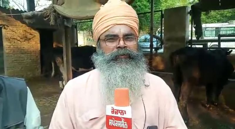 Social Worker Soni Baba 